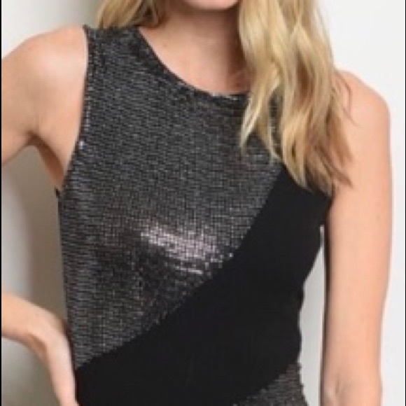 BLACK/SILVER METALLIC SLEEVELESS MAXI DRESS - Picture 2 of 8